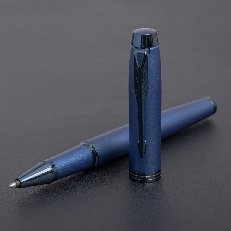 Ручка-ролер Parker IM 17 Professionals Monochrome Blue RB 28 122
