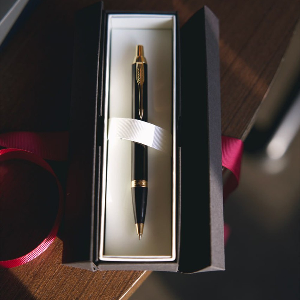 Подарункова упаковка зі стрічкою для ручок Parker чорна PK-GIFT-BLACK